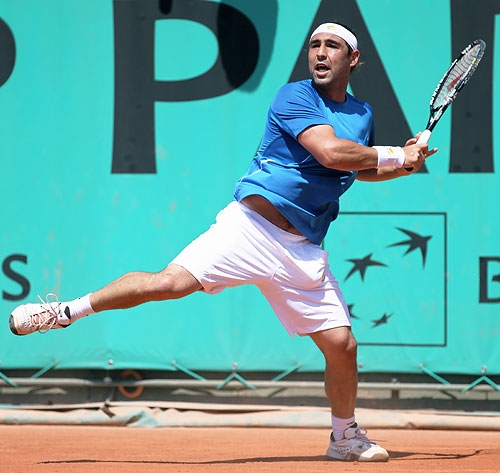 Comfortable Opener At Roland Garros