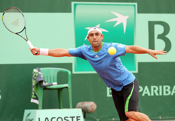 Marcos Beaten By Mayer