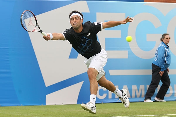 Marcos Edged Out By Youzhny